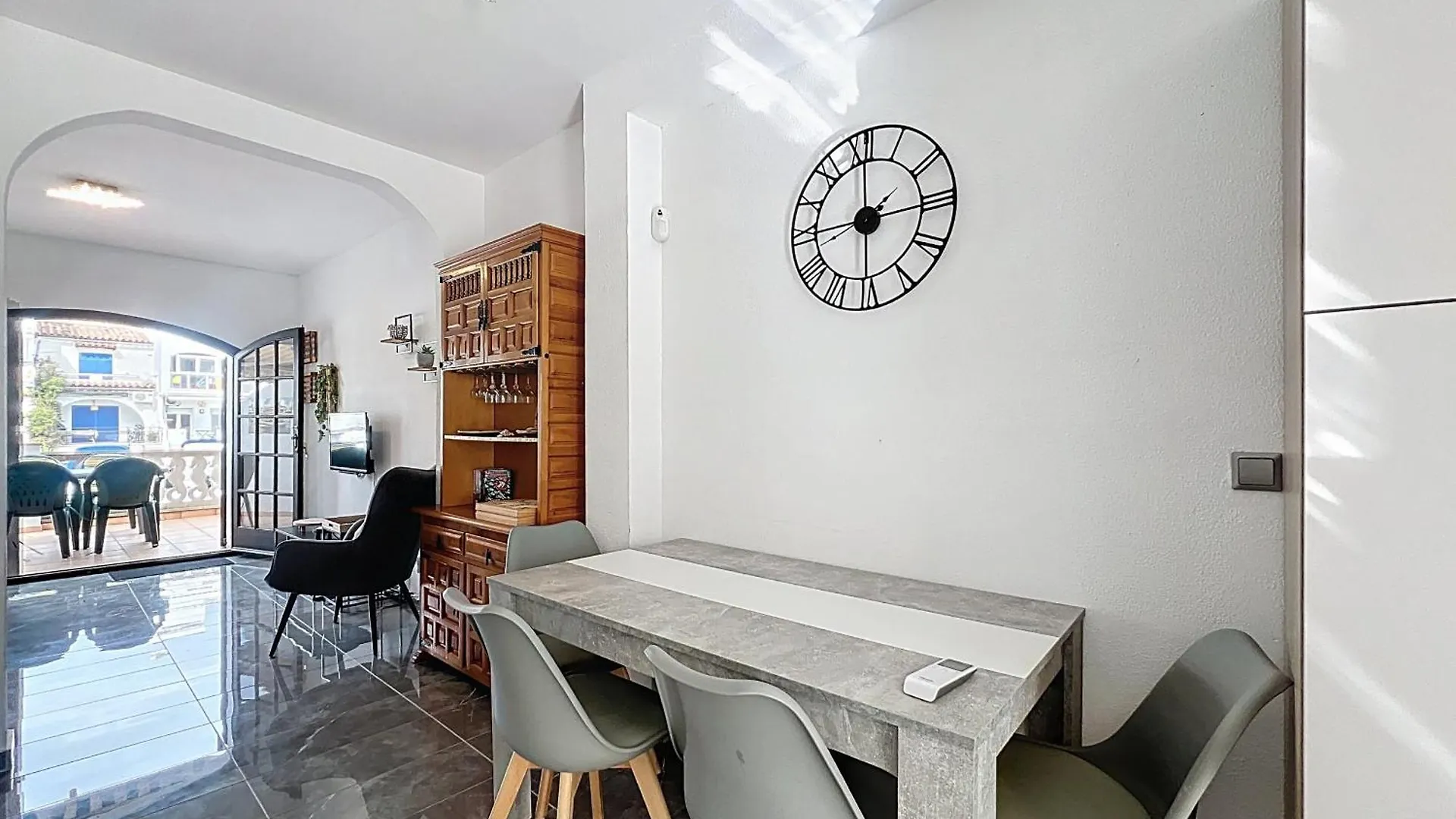 Porto Fino Casa Con Amarre Y Vista Al Canal 艾姆布里亚布拉瓦 度假居